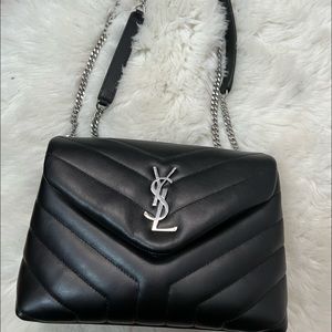 LOULOU SMALL CHAIN BAG IN MATELASSÉ "Y" LEATHER - BLACK WITH SILVER HARDWARE